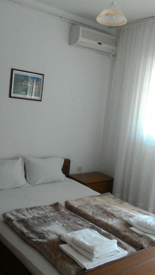 Leonidas Apartments Néa Péramos Extérieur photo
