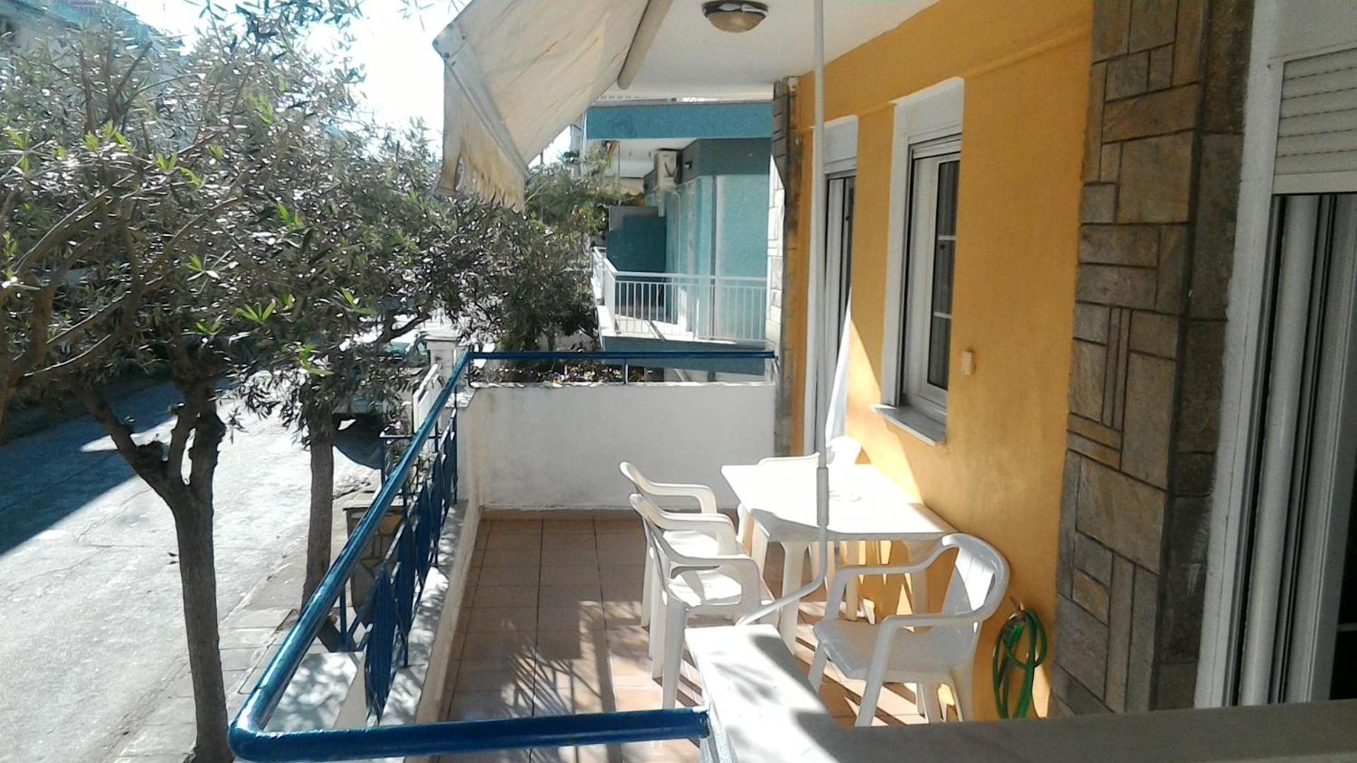 Leonidas Apartments Néa Péramos Extérieur photo